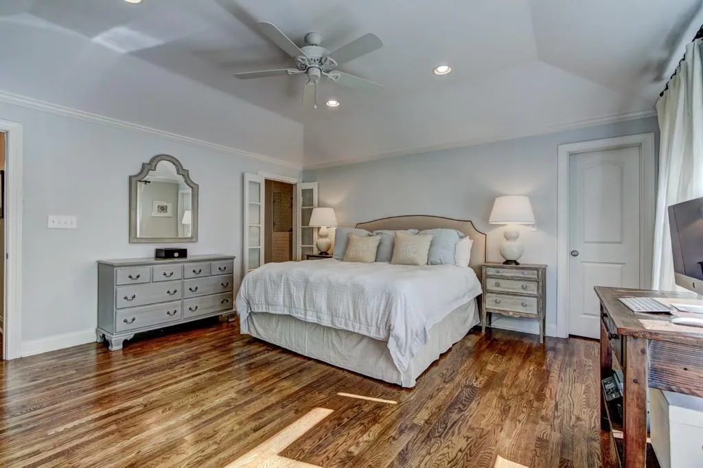 501 Carolwood Lane, Atlanta, Georgia 30342, 3 Bedrooms Bedrooms, ,2 BathroomsBathrooms,Residential,Sold,501 Carolwood Lane,5959022