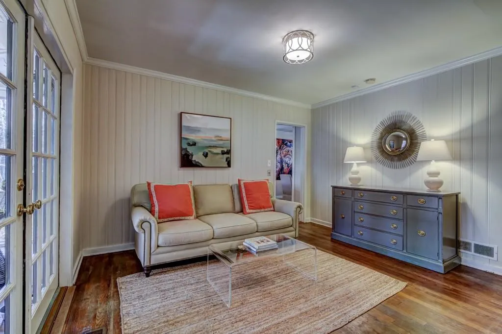 501 Carolwood Lane, Atlanta, Georgia 30342, 3 Bedrooms Bedrooms, ,2 BathroomsBathrooms,Residential,Sold,501 Carolwood Lane,5959022