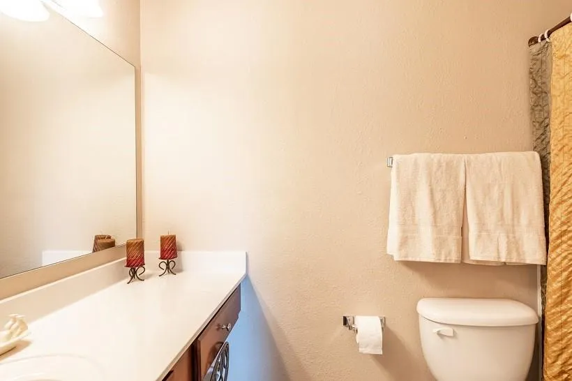 175 North River Drive Unit B, Sandy Springs, Georgia 30350, 2 Bedrooms Bedrooms, ,2 BathroomsBathrooms,Residential,Sold,175 North River Drive Unit B,6576946