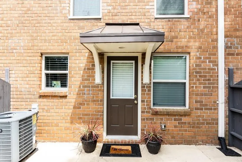 175 North River Drive Unit B, Sandy Springs, Georgia 30350, 2 Bedrooms Bedrooms, ,2 BathroomsBathrooms,Residential,Sold,175 North River Drive Unit B,6576946
