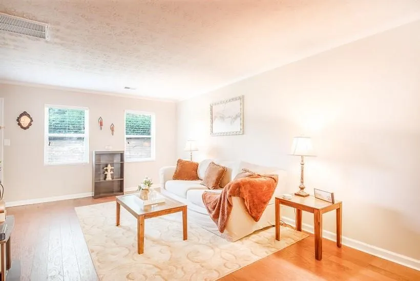 175 North River Drive Unit B, Sandy Springs, Georgia 30350, 2 Bedrooms Bedrooms, ,2 BathroomsBathrooms,Residential,Sold,175 North River Drive Unit B,6576946