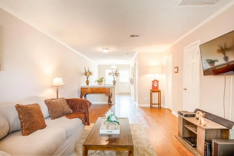 175 North River Drive Unit B, Sandy Springs, Georgia 30350, 2 Bedrooms Bedrooms, ,2 BathroomsBathrooms,Residential,Sold,175 North River Drive Unit B,6576946