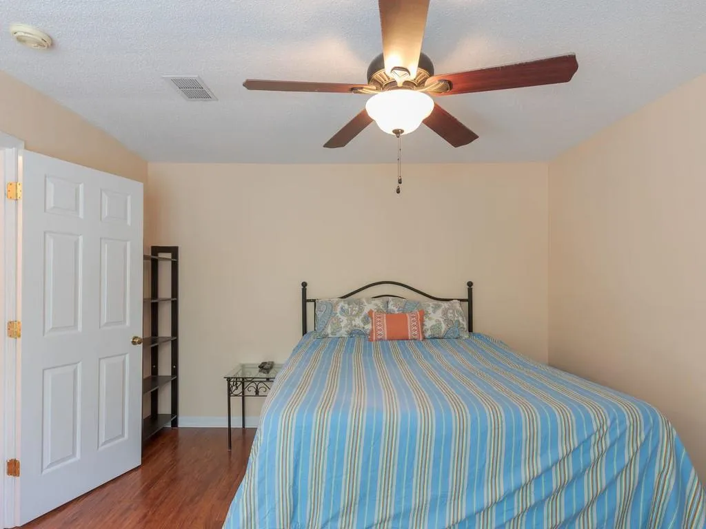 804 Camden Court, Sandy Springs, Georgia 30327, 2 Bedrooms Bedrooms, ,2 BathroomsBathrooms,Residential,Sold,804 Camden Court,6603416