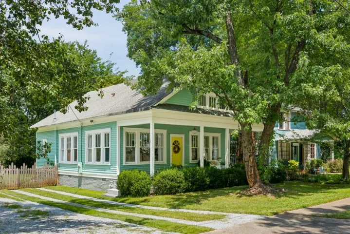 Charming Craftsman in the heart of Historic College Park!