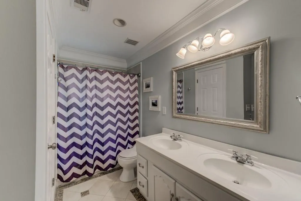 560 Calaveras Drive, Sandy Springs, Georgia 30350, 4 Bedrooms Bedrooms, ,2 BathroomsBathrooms,Residential,Sold,560 Calaveras Drive,6534197