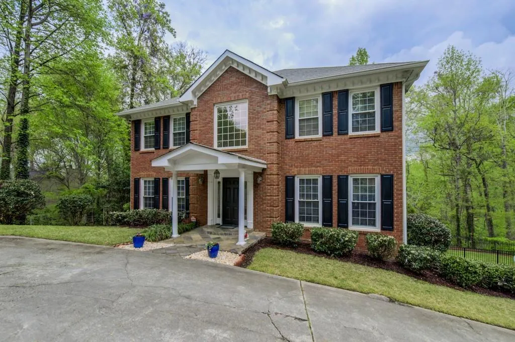 560 Calaveras Drive, Sandy Springs, Georgia 30350, 4 Bedrooms Bedrooms, ,2 BathroomsBathrooms,Residential,Sold,560 Calaveras Drive,6534197