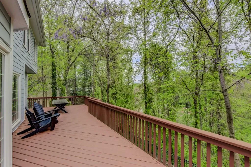 560 Calaveras Drive, Sandy Springs, Georgia 30350, 4 Bedrooms Bedrooms, ,2 BathroomsBathrooms,Residential,Sold,560 Calaveras Drive,6534197