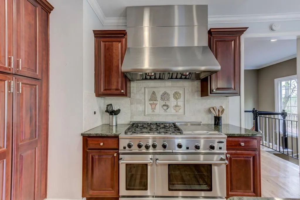 560 Calaveras Drive, Sandy Springs, Georgia 30350, 4 Bedrooms Bedrooms, ,2 BathroomsBathrooms,Residential,Sold,560 Calaveras Drive,6534197
