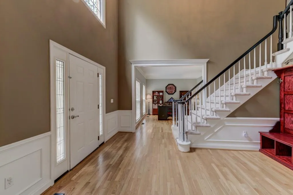 560 Calaveras Drive, Sandy Springs, Georgia 30350, 4 Bedrooms Bedrooms, ,2 BathroomsBathrooms,Residential,Sold,560 Calaveras Drive,6534197