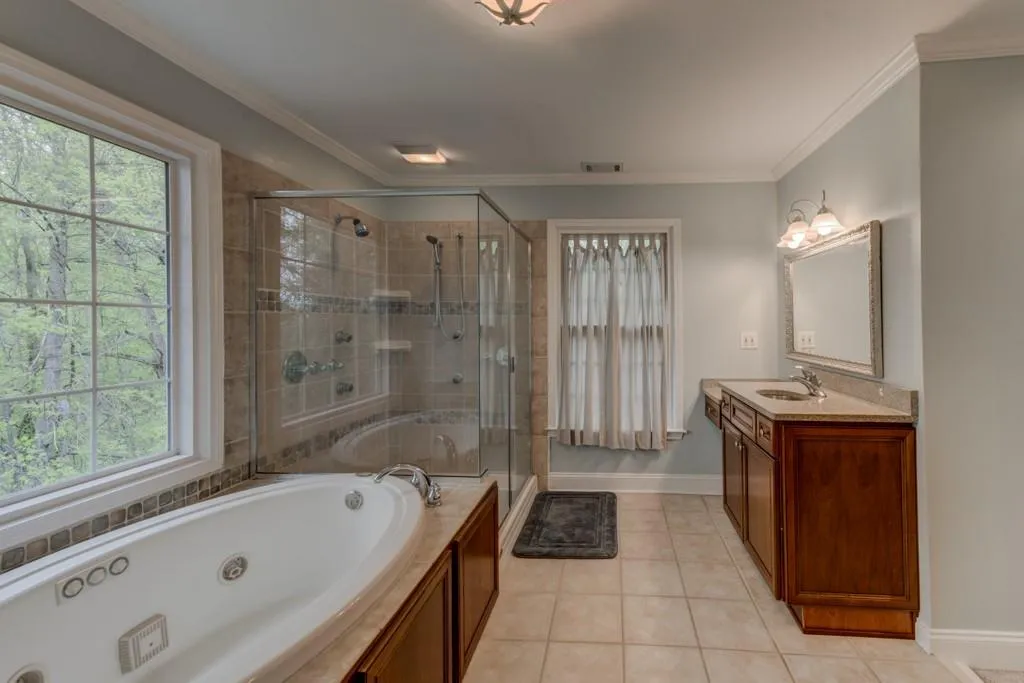 560 Calaveras Drive, Sandy Springs, Georgia 30350, 4 Bedrooms Bedrooms, ,2 BathroomsBathrooms,Residential,Sold,560 Calaveras Drive,6534197