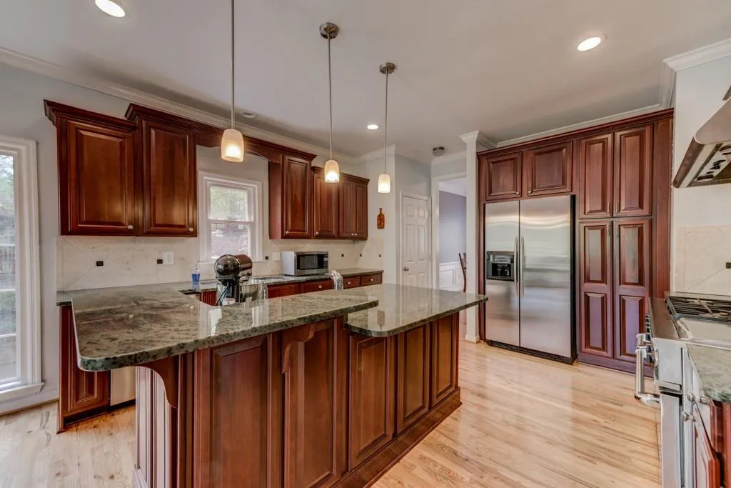560 Calaveras Drive, Sandy Springs, Georgia 30350, 4 Bedrooms Bedrooms, ,2 BathroomsBathrooms,Residential,Sold,560 Calaveras Drive,6534197