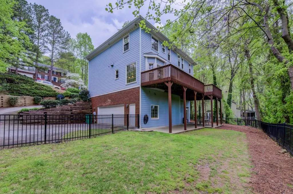 560 Calaveras Drive, Sandy Springs, Georgia 30350, 4 Bedrooms Bedrooms, ,2 BathroomsBathrooms,Residential,Sold,560 Calaveras Drive,6534197
