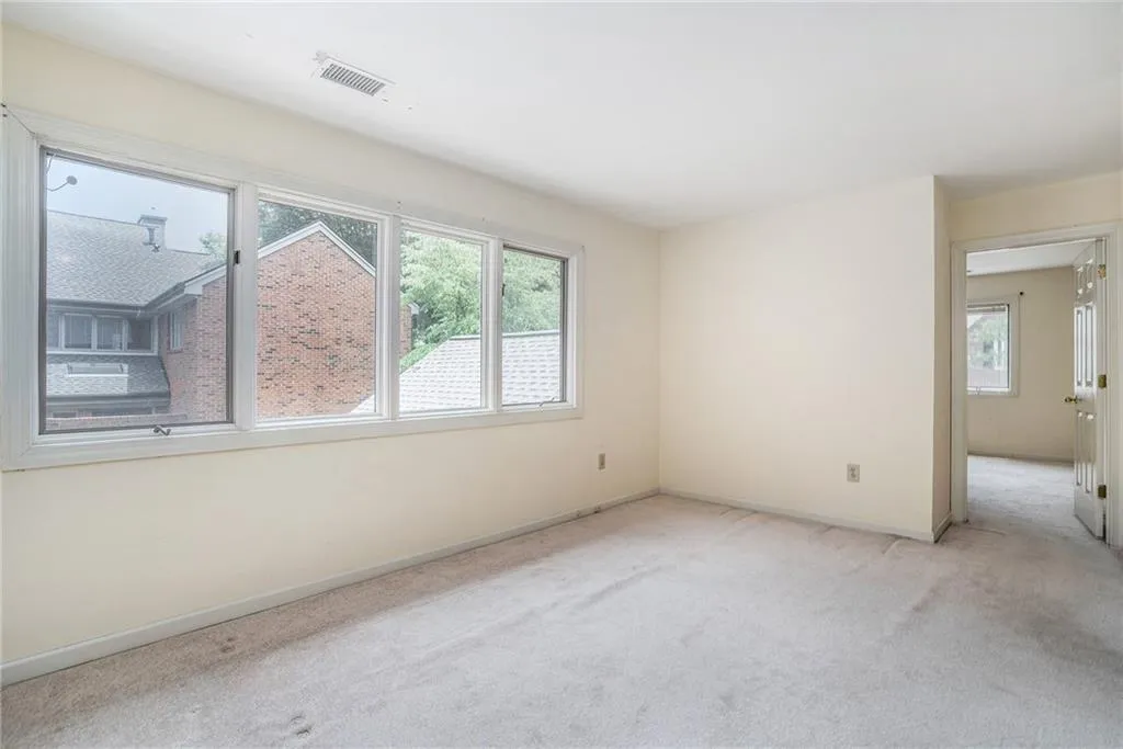 25 Westfair Court, Sandy Springs, Georgia 30328, 3 Bedrooms Bedrooms, ,2 BathroomsBathrooms,Residential,Sold,25 Westfair Court,6911868