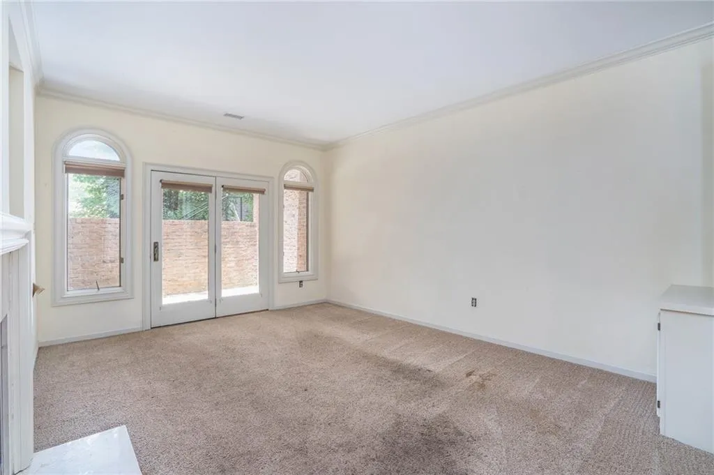 25 Westfair Court, Sandy Springs, Georgia 30328, 3 Bedrooms Bedrooms, ,2 BathroomsBathrooms,Residential,Sold,25 Westfair Court,6911868