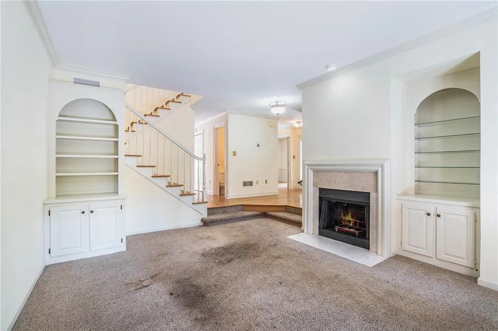 25 Westfair Court, Sandy Springs, Georgia 30328, 3 Bedrooms Bedrooms, ,2 BathroomsBathrooms,Residential,Sold,25 Westfair Court,6911868