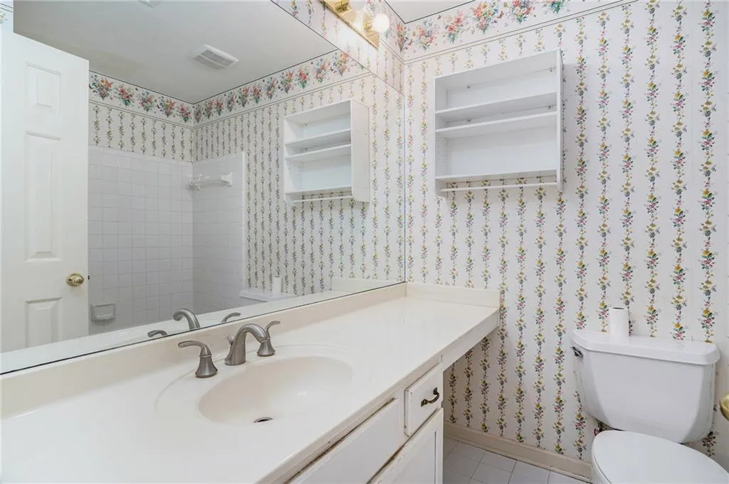 25 Westfair Court, Sandy Springs, Georgia 30328, 3 Bedrooms Bedrooms, ,2 BathroomsBathrooms,Residential,Sold,25 Westfair Court,6911868