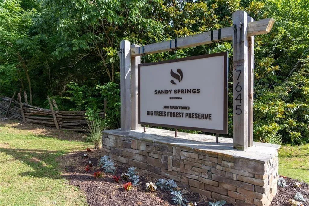 7500 Roswell Road Unit 58, Sandy Springs, Georgia 30350, 2 Bedrooms Bedrooms, ,2 BathroomsBathrooms,Residential,For Sale,7500 Roswell Road Unit 58,7696733