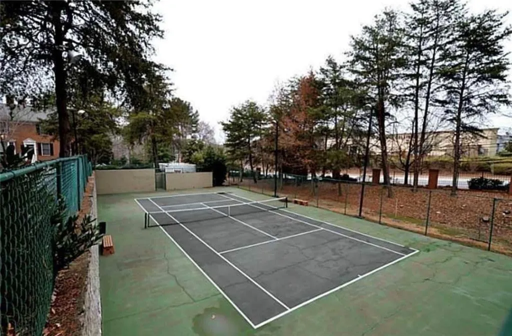 7500 Roswell Road Unit 58, Sandy Springs, Georgia 30350, 2 Bedrooms Bedrooms, ,2 BathroomsBathrooms,Residential,For Sale,7500 Roswell Road Unit 58,7696733