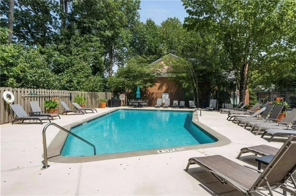 7500 Roswell Road Unit 58, Sandy Springs, Georgia 30350, 2 Bedrooms Bedrooms, ,2 BathroomsBathrooms,Residential,For Sale,7500 Roswell Road Unit 58,7696733