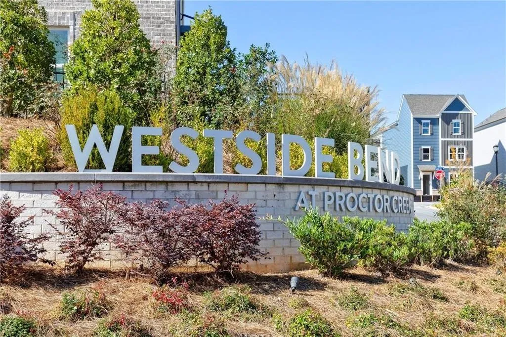 1382 Creekside Circle Nw, Atlanta, Georgia 30318, 3 Bedrooms Bedrooms, ,2 BathroomsBathrooms,Residential,For Sale,1382 Creekside Circle Nw,7641392