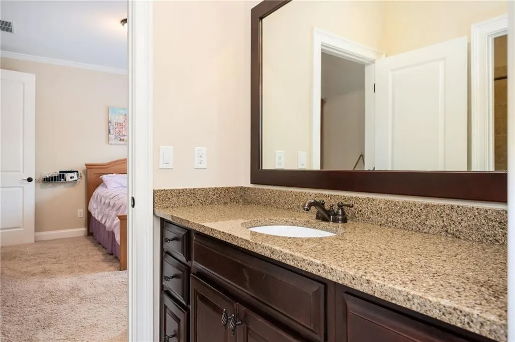 Full Bathroom connected to bedroom 3