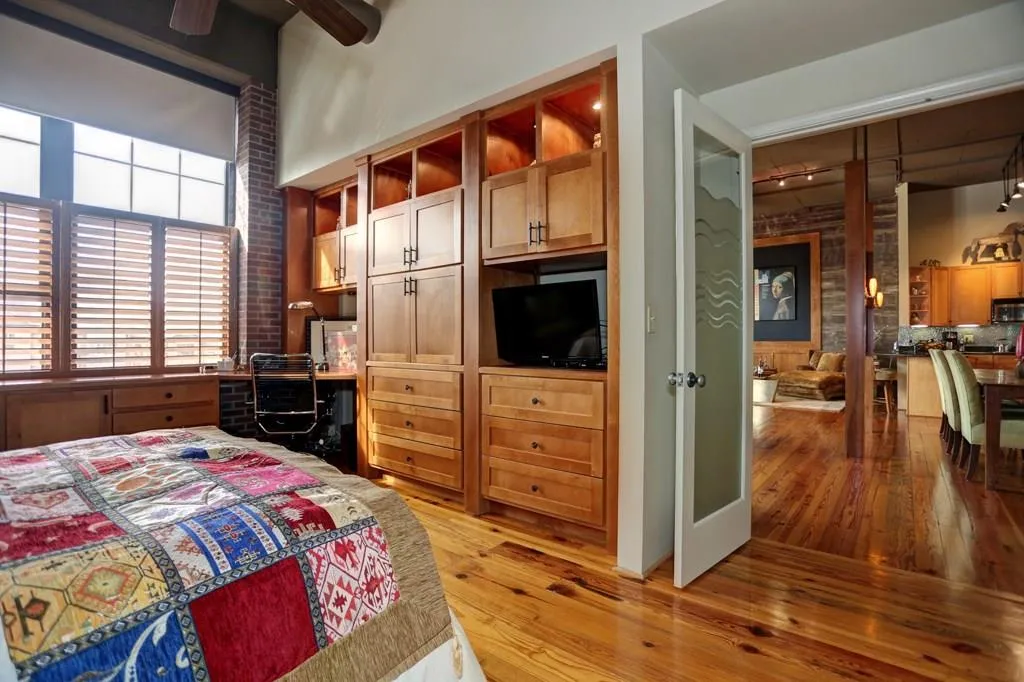 6105 Blue Stone Road Unit 310, Sandy Springs, Georgia 30328, 2 Bedrooms Bedrooms, ,2 BathroomsBathrooms,Residential,Sold,6105 Blue Stone Road Unit 310,5658822