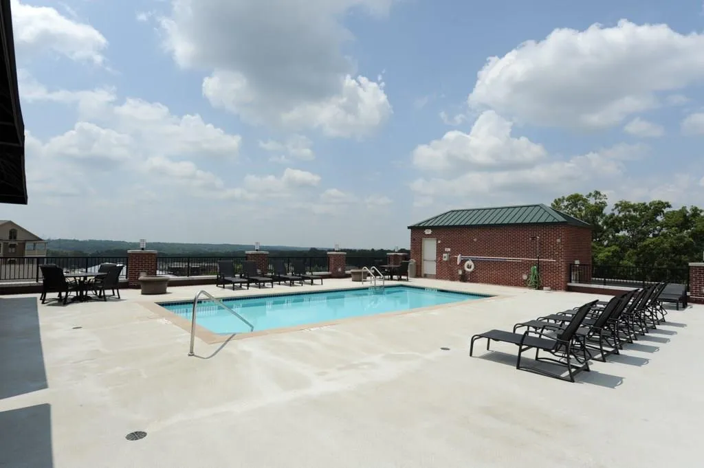 6105 Blue Stone Road Unit 310, Sandy Springs, Georgia 30328, 2 Bedrooms Bedrooms, ,2 BathroomsBathrooms,Residential,Sold,6105 Blue Stone Road Unit 310,5658822