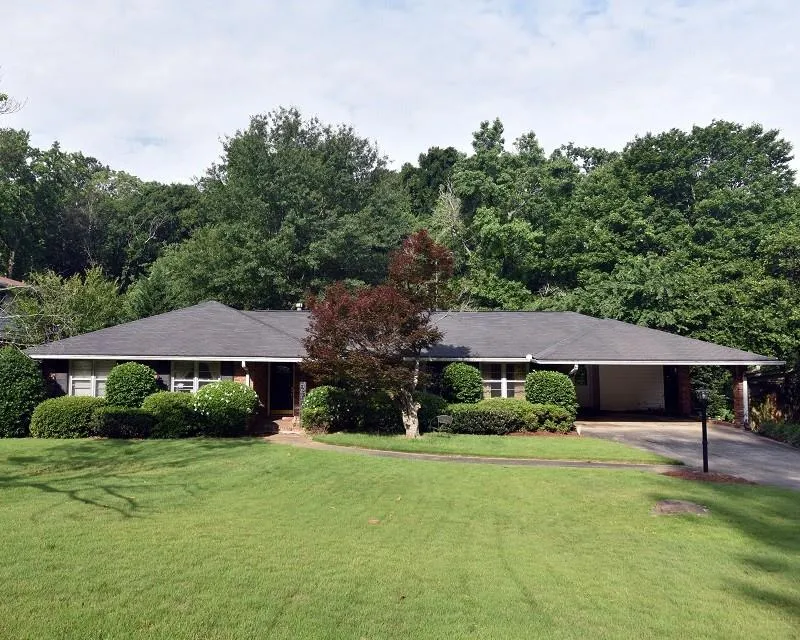 720 Starlight Lane, Sandy Springs, Georgia 30342, 3 Bedrooms Bedrooms, ,2 BathroomsBathrooms,Residential,Sold,720 Starlight Lane,5854191