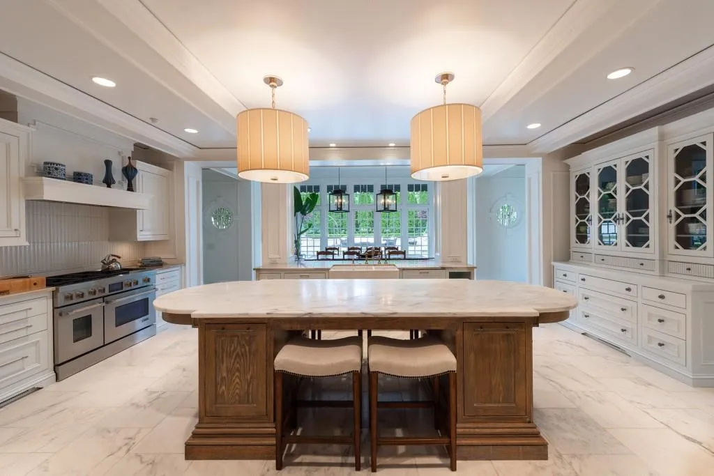 590 Old Cobblestone Drive, Sandy Springs, Georgia 30350, 5 Bedrooms Bedrooms, ,6 BathroomsBathrooms,Residential,Sold,590 Old Cobblestone Drive,6792697