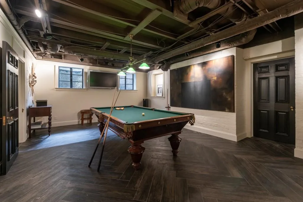 590 Old Cobblestone Drive, Sandy Springs, Georgia 30350, 5 Bedrooms Bedrooms, ,6 BathroomsBathrooms,Residential,Sold,590 Old Cobblestone Drive,6792697