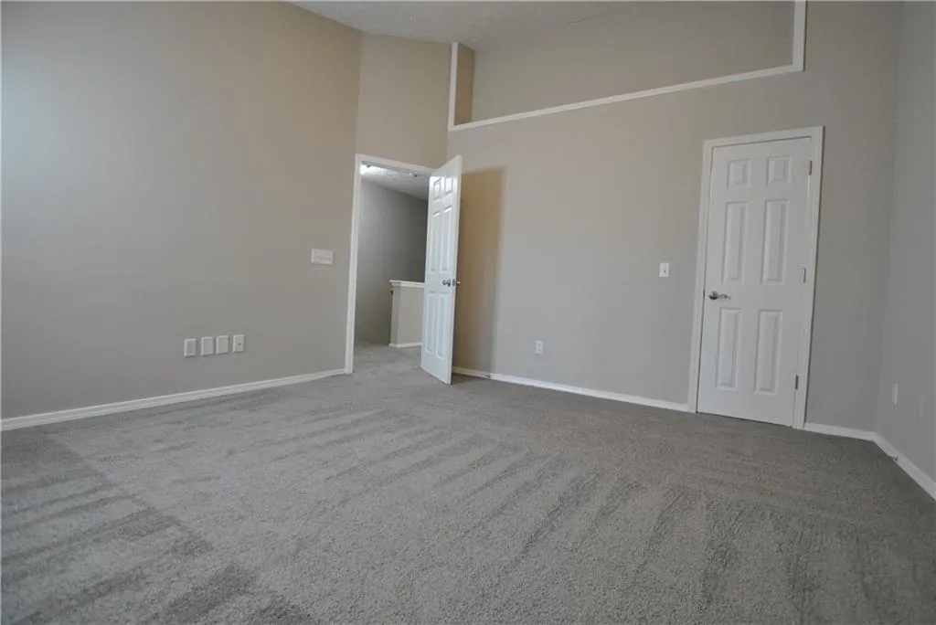 1502 Queen Anne Court, Sandy Springs, Georgia 30350, 2 Bedrooms Bedrooms, ,2 BathroomsBathrooms,Residential,Sold,1502 Queen Anne Court,6963330