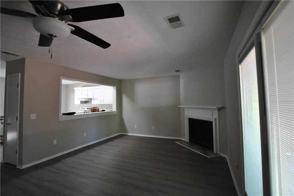 1502 Queen Anne Court, Sandy Springs, Georgia 30350, 2 Bedrooms Bedrooms, ,2 BathroomsBathrooms,Residential,Sold,1502 Queen Anne Court,6963330