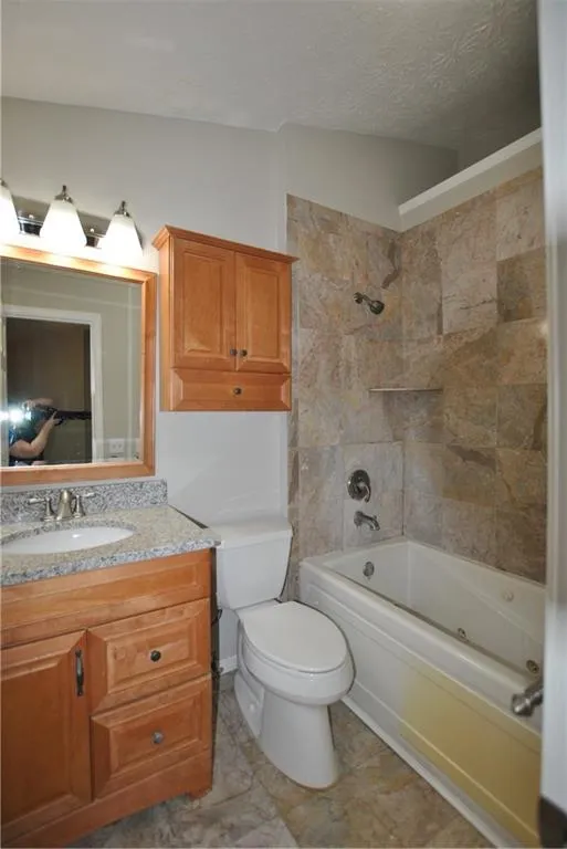 1502 Queen Anne Court, Sandy Springs, Georgia 30350, 2 Bedrooms Bedrooms, ,2 BathroomsBathrooms,Residential,Sold,1502 Queen Anne Court,6963330