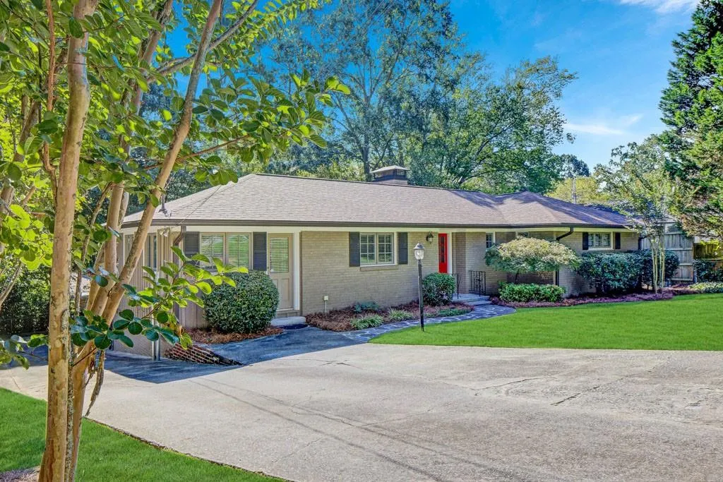 2493 Parkdale Place Ne, Atlanta, Georgia 30305, 3 Bedrooms Bedrooms, ,2 BathroomsBathrooms,Residential,For Sale,2493 Parkdale Place Ne,7654926