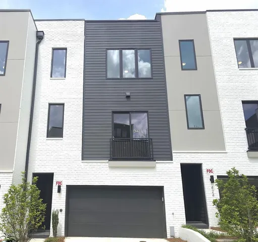422 Cedar Dust Drive, Decatur, Georgia 30030