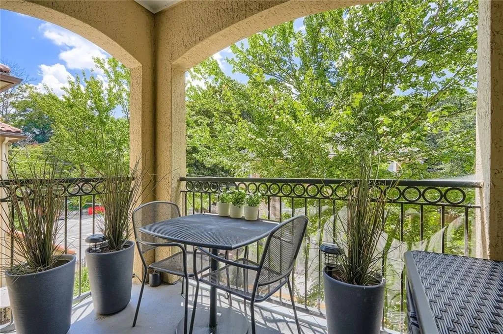 955 Juniper Street Ne Unit #1317, Atlanta, Georgia 30309, 1 Bedroom Bedrooms, 0 ,1 BathroomBathrooms,Residential,For Sale,955 Juniper Street Ne Unit #1317,7762166