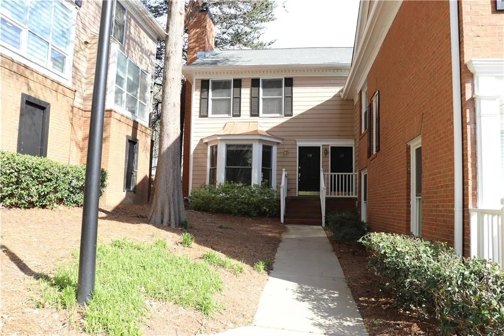 7500 Roswell Road Unit 118, Sandy Springs, Georgia 30350, 2 Bedrooms Bedrooms, ,2 BathroomsBathrooms,Residential,Sold,7500 Roswell Road Unit 118,6530431