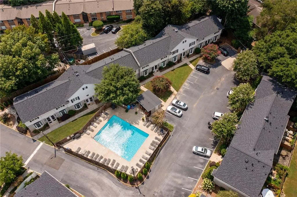 136 Peachtree Memorial Drive Nw Unit Ga1, Atlanta, Georgia 30309, 2 Bedrooms Bedrooms, ,1 BathroomBathrooms,Residential,For Sale,136 Peachtree Memorial Drive Nw Unit Ga1,7636060