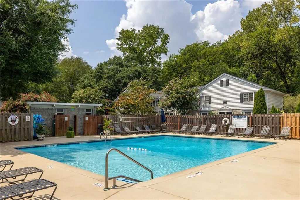 136 Peachtree Memorial Drive Nw Unit Ga1, Atlanta, Georgia 30309, 2 Bedrooms Bedrooms, ,1 BathroomBathrooms,Residential,For Sale,136 Peachtree Memorial Drive Nw Unit Ga1,7636060