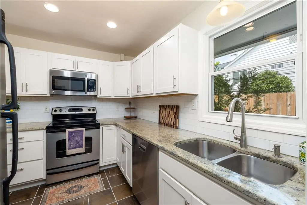 136 Peachtree Memorial Drive Nw Unit Ga1, Atlanta, Georgia 30309, 2 Bedrooms Bedrooms, ,1 BathroomBathrooms,Residential,For Sale,136 Peachtree Memorial Drive Nw Unit Ga1,7636060