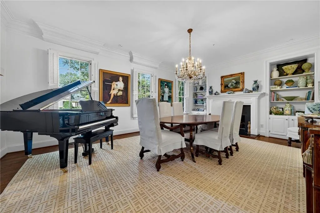 3389 Rilman Road Nw, Atlanta, Georgia 30327, 5 Bedrooms Bedrooms, ,6 BathroomsBathrooms,Residential,For Sale,3389 Rilman Road Nw,7642143