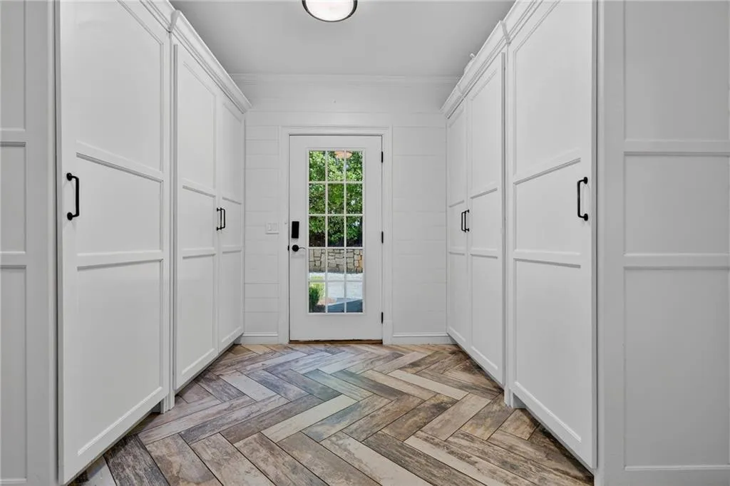 3389 Rilman Road Nw, Atlanta, Georgia 30327, 5 Bedrooms Bedrooms, ,6 BathroomsBathrooms,Residential,For Sale,3389 Rilman Road Nw,7642143