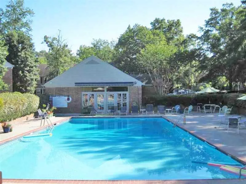 6700 Roswell Road Unit 12a, Sandy Springs, Georgia 30328, 3 Bedrooms Bedrooms, ,2 BathroomsBathrooms,Residential,Sold,6700 Roswell Road Unit 12a,5106667