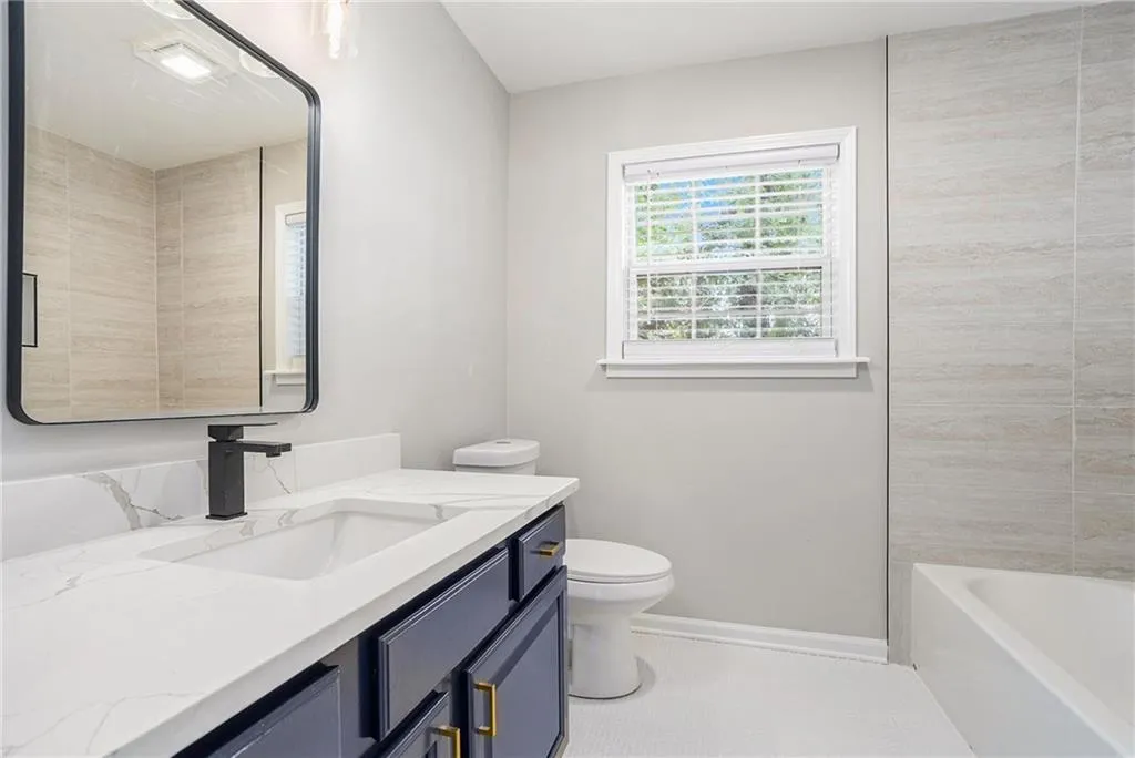 1204 Brighton Point, Atlanta, Georgia 30328, 2 Bedrooms Bedrooms, ,2 BathroomsBathrooms,Residential,Sold,1204 Brighton Point,7458831