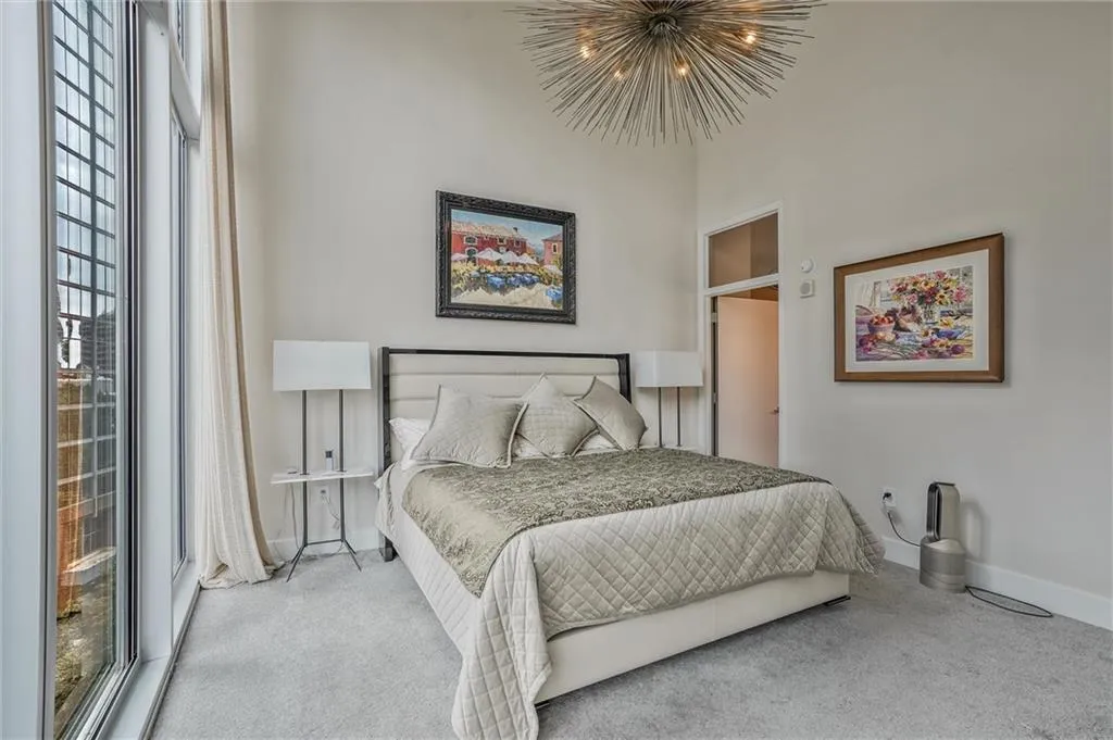 1080 Peachtree Street Ne Unit 703, Atlanta, Georgia 30309, 2 Bedrooms Bedrooms, 0 ,2 BathroomsBathrooms,Residential,For Sale,1080 Peachtree Street Ne Unit 703,7710488