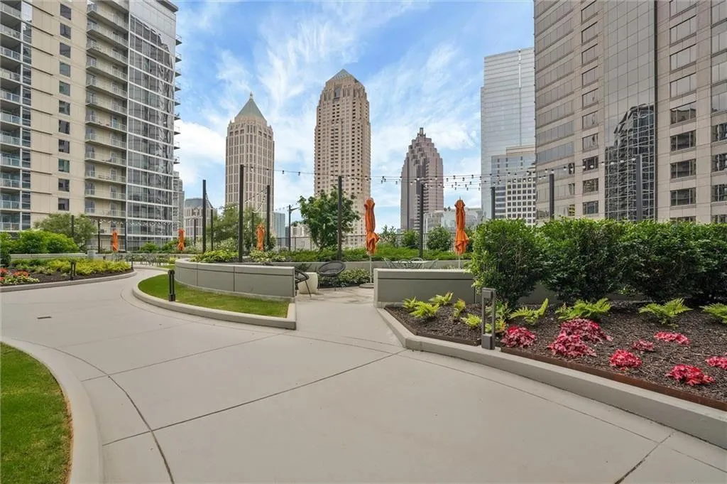 1080 Peachtree Street Ne Unit 703, Atlanta, Georgia 30309, 2 Bedrooms Bedrooms, 0 ,2 BathroomsBathrooms,Residential,For Sale,1080 Peachtree Street Ne Unit 703,7710488