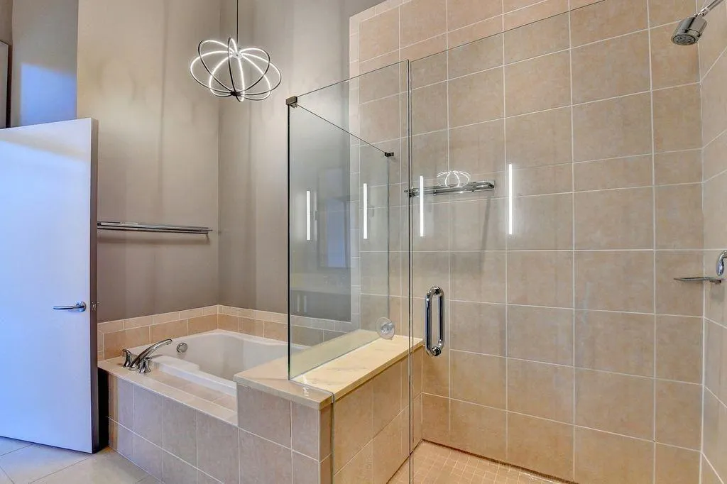 1080 Peachtree Street Ne Unit 703, Atlanta, Georgia 30309, 2 Bedrooms Bedrooms, 0 ,2 BathroomsBathrooms,Residential,For Sale,1080 Peachtree Street Ne Unit 703,7710488