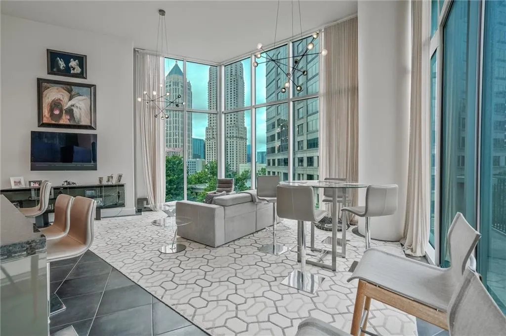 1080 Peachtree Street Ne Unit 703, Atlanta, Georgia 30309, 2 Bedrooms Bedrooms, 0 ,2 BathroomsBathrooms,Residential,For Sale,1080 Peachtree Street Ne Unit 703,7710488