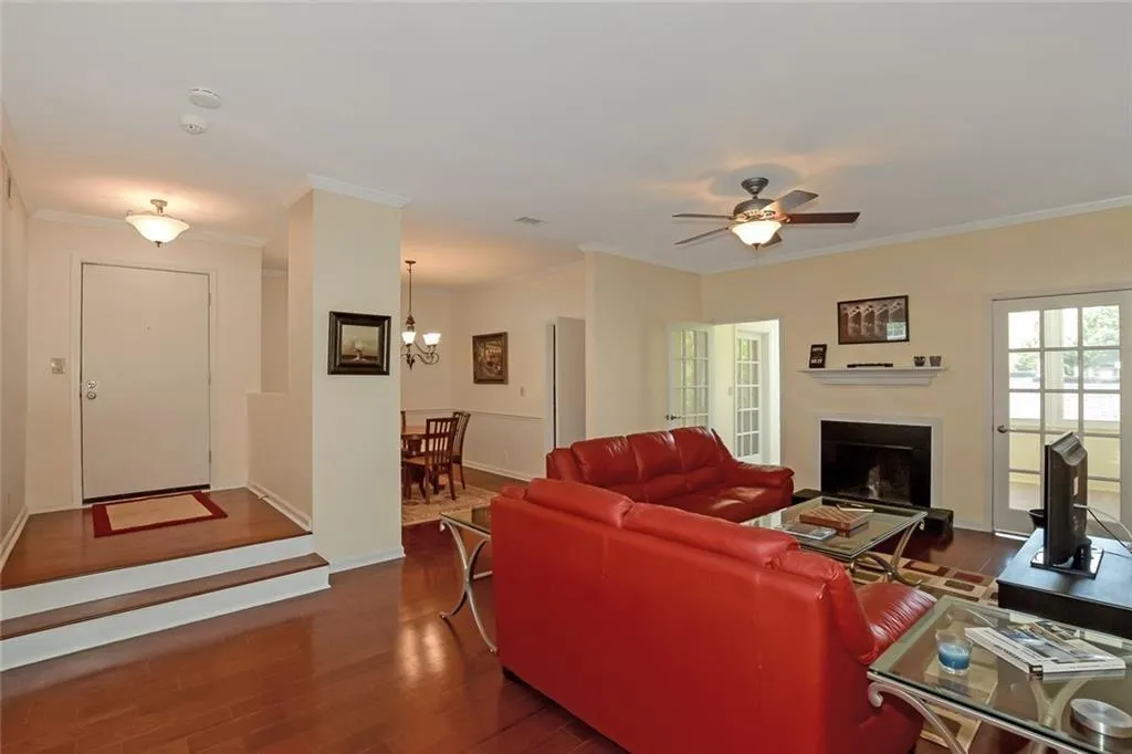 5145 Chemin De Vie Unit 5145, Atlanta, Georgia 30342, 2 Bedrooms Bedrooms, ,2 BathroomsBathrooms,Residential,Sold,5145 Chemin De Vie Unit 5145,6009828