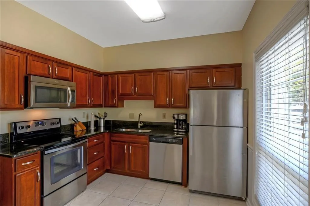 5145 Chemin De Vie Unit 5145, Atlanta, Georgia 30342, 2 Bedrooms Bedrooms, ,2 BathroomsBathrooms,Residential,Sold,5145 Chemin De Vie Unit 5145,6009828